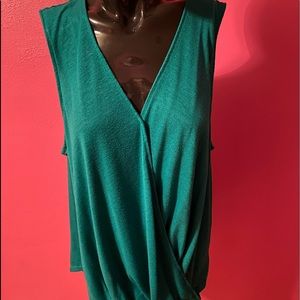 Universal Threads XXL Top